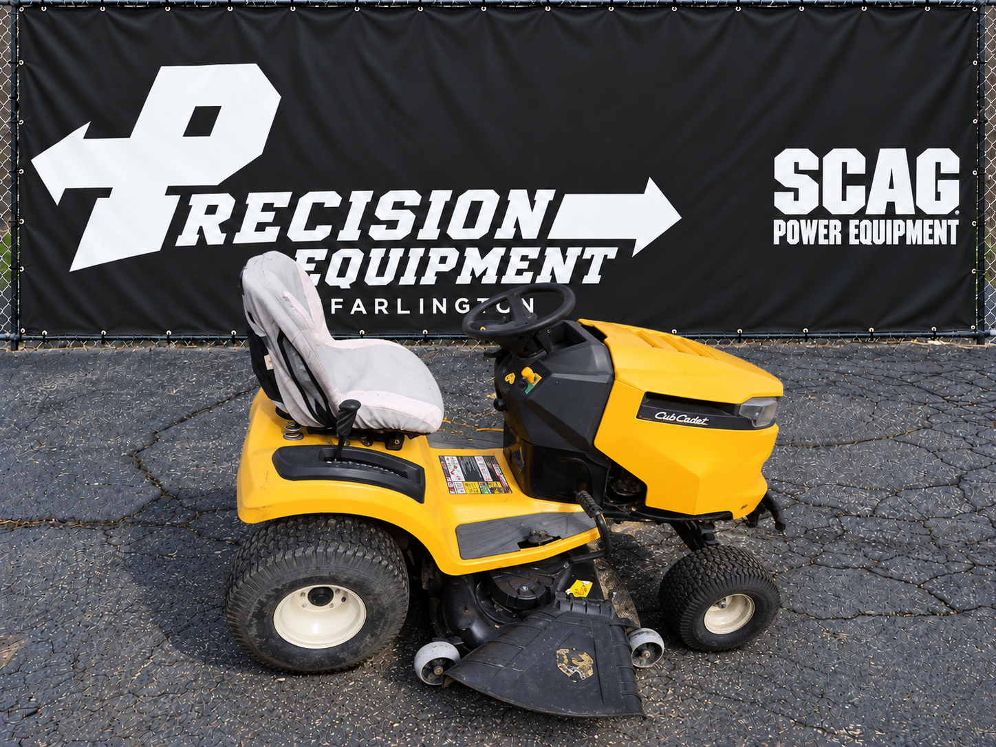 Cub Cadet LT50 Lawn Tractor photo.